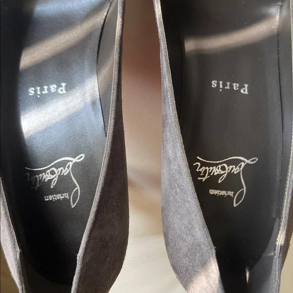 Christian Louboutin Gray Suede and Red Heels, Size 40 (10B) - Picture 8 of 15